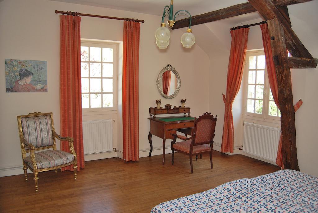 Domaine Des Hirondelles Villa Saint-Vincent-de-Cosse Room photo